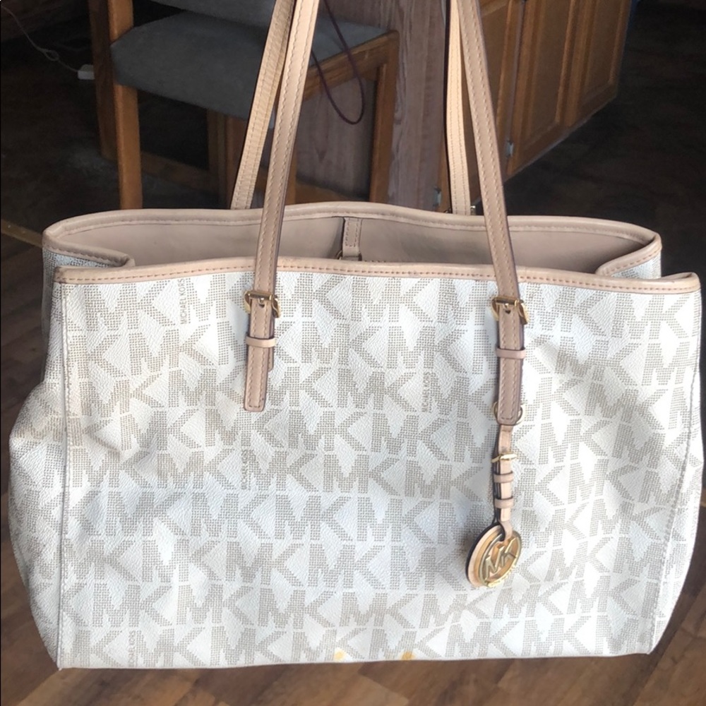 Michael Kors Jet Set Vanilla Monogram Tote